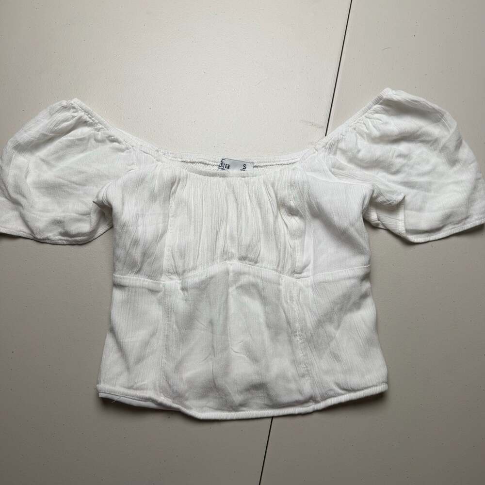 Hollister White Seersucker Smocked Back Puff Sleeve Blouse
